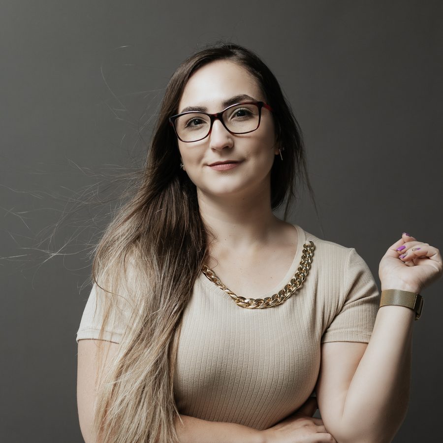Caroline Bandeca Barruca, advogada — Direito Previdenciário e Sucessório